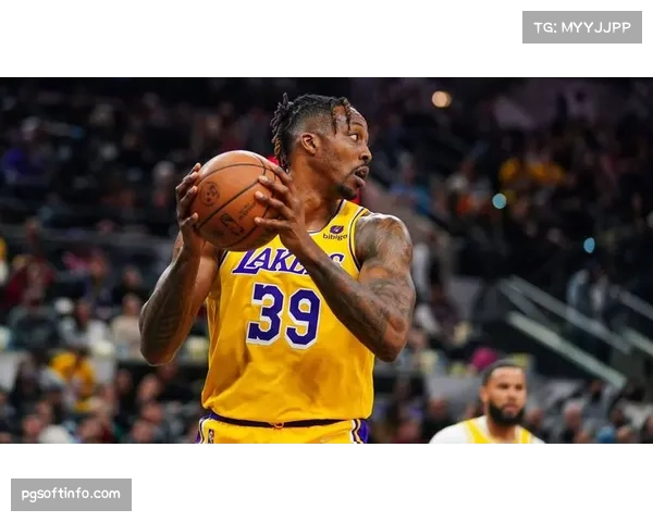 达拉斯星队新秀约翰斯顿因食物中毒缺席赛前训练，出战成疑